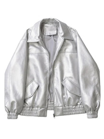 Casaco Feminino Curto em Faux Leather com Toque Vintage