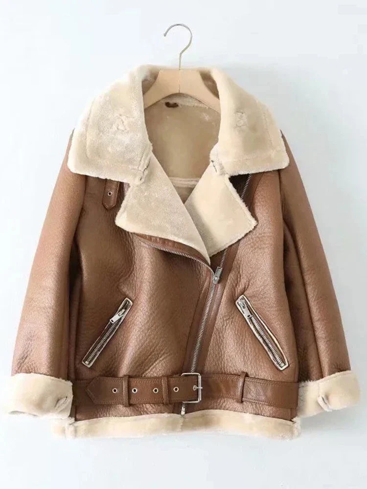 Casaco Feminino Acolchoado Faux com Gola