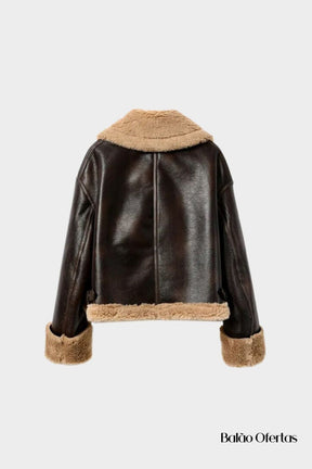 Casaco Feminino de Pele Vintage