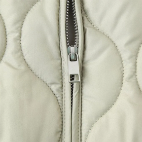 Casaco Feminino Leve de Algodão com Decoração de Bolsos - Modelo Oversized