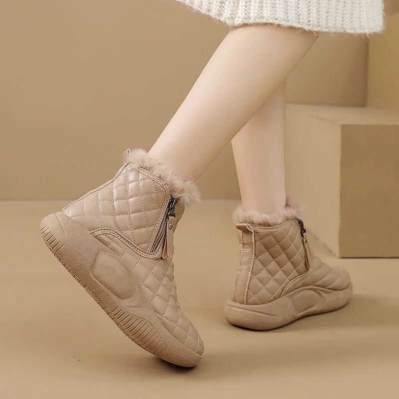 Bota Feminina Para Inverno com Zíper Solado Grosso